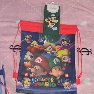 Super Mario Kids Drawstring Bag with Green Character Socks